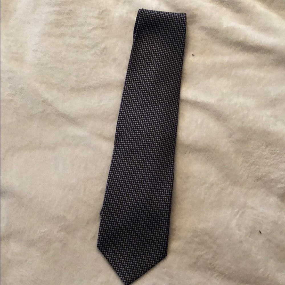 Neck tie